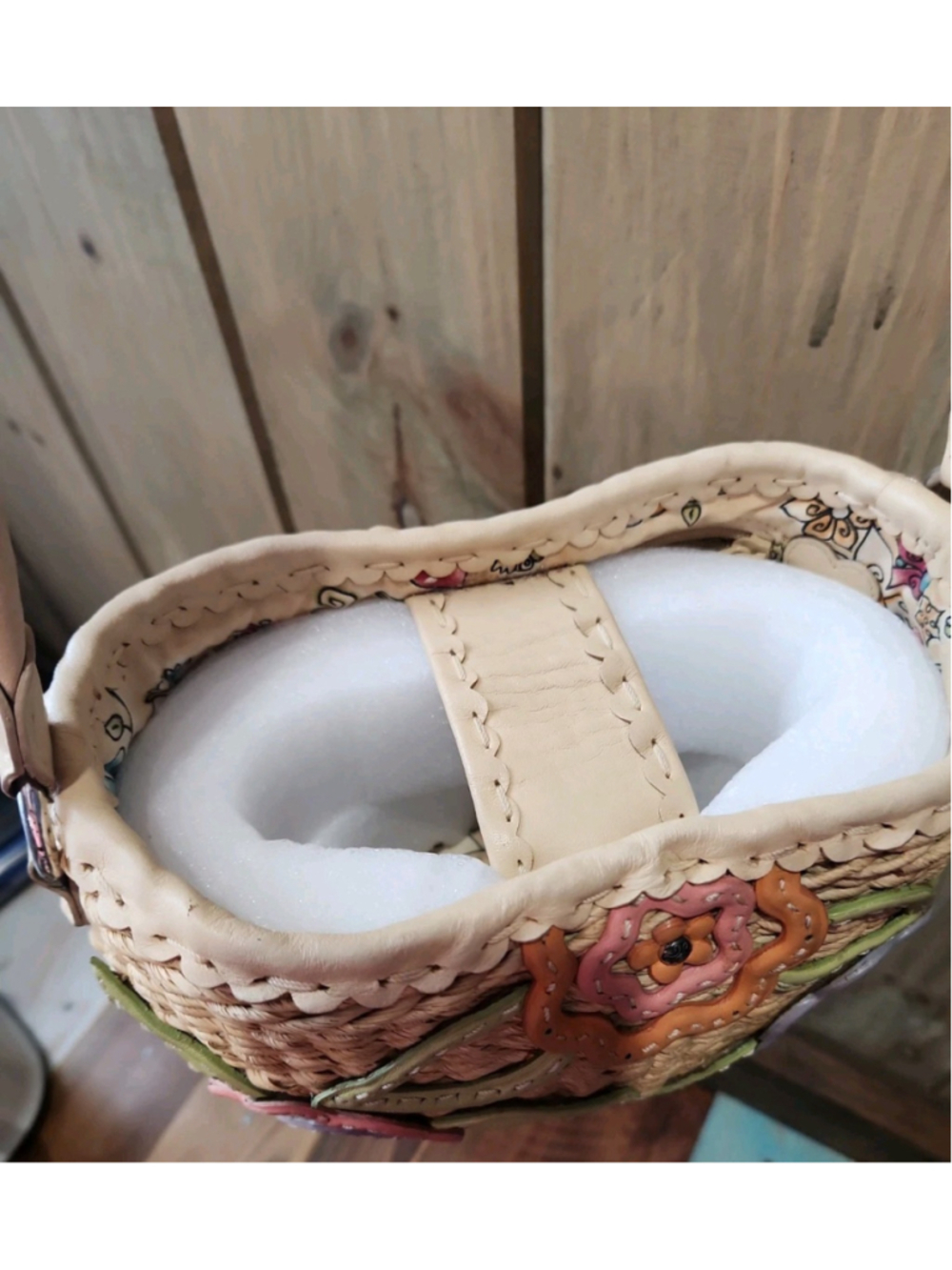 Y2K Brighton Woven Straw & Leather Flowers Boho Bucket Bag, EUC - Picture 15 of 16